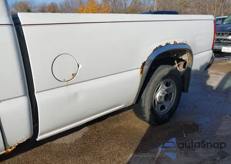 2002 GMC Sierra 1500 Standard from USA, damaged, VIN 1GTEC14W82Z329142